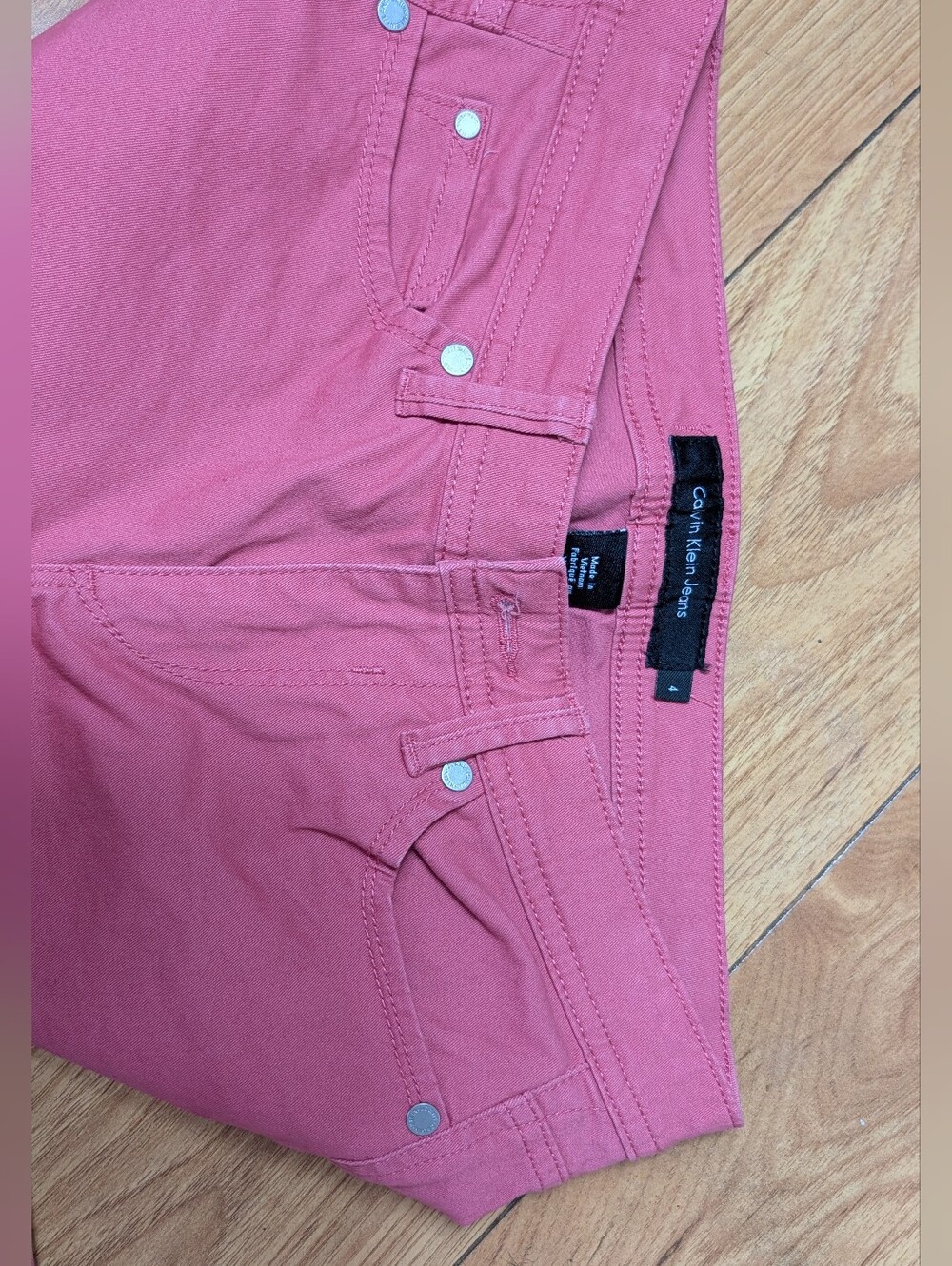 Calvin Klein Jeans Pink Cropped Denim Pants Size 4 - Picture 2 of 6